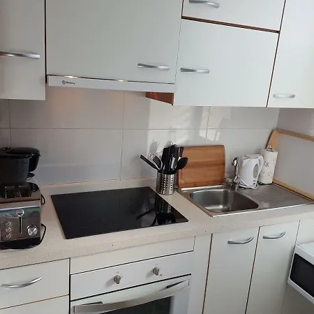 Appartement Casa Palmera Only 150 Meters To The Beach, Heated Pool, Wifi, Sat-tv, Balcony With Poolview