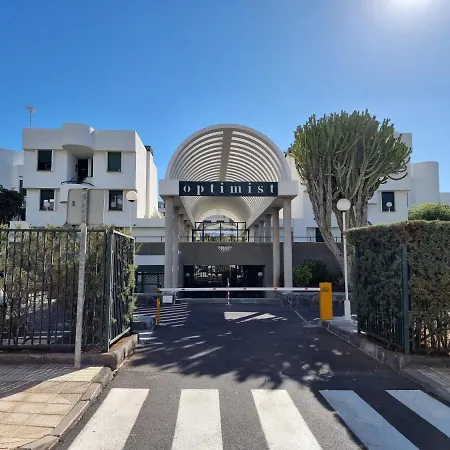 Casa Palmera Only 150 Meters To The Beach, Heated Pool, Wifi, Sat-tv, Balcony With Poolview Apartament *