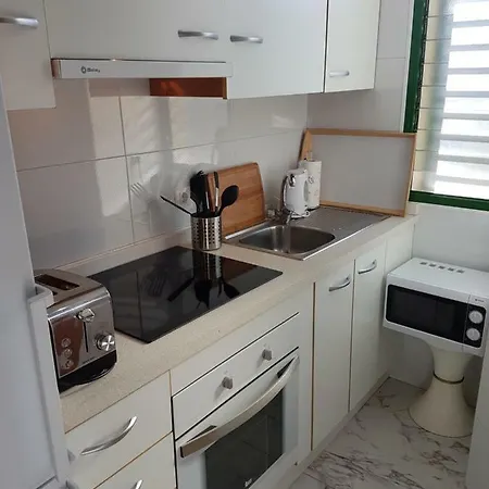公寓 Casa Palmera Only 150 Meters To The Beach, Heated Pool, Wifi, Sat-tv, Balcony With Poolview 阿罗纳