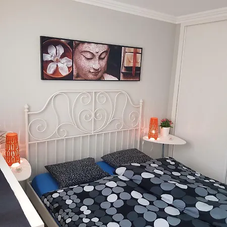 شقة Casa Palmera Only 150 Meters To The Beach, Heated Pool, Wifi, Sat-tv, Balcony With Poolview