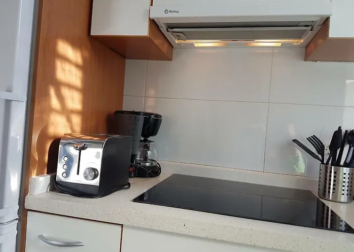 아파트 Casa Palmera Only 150 Meters To The Beach, Heated Pool, Wifi, Sat-tv, Balcony With Poolview 아로나