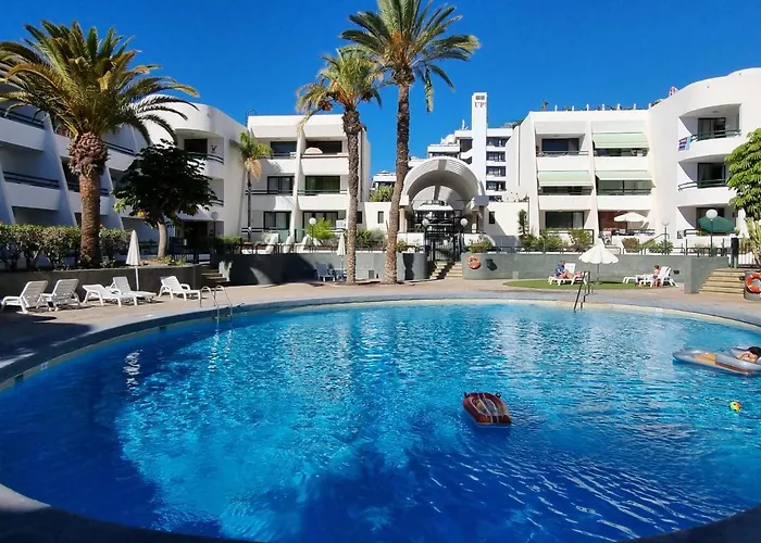Casa Palmera Only 150 Meters To The Beach, Heated Pool, Wifi, Sat-tv, Balcony With Poolview Arona (Tenerife)