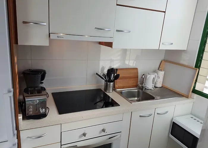Appartamento Casa Palmera Only 150 Meters To The Beach, Heated Pool, Wifi, Sat-tv, Balcony With Poolview
